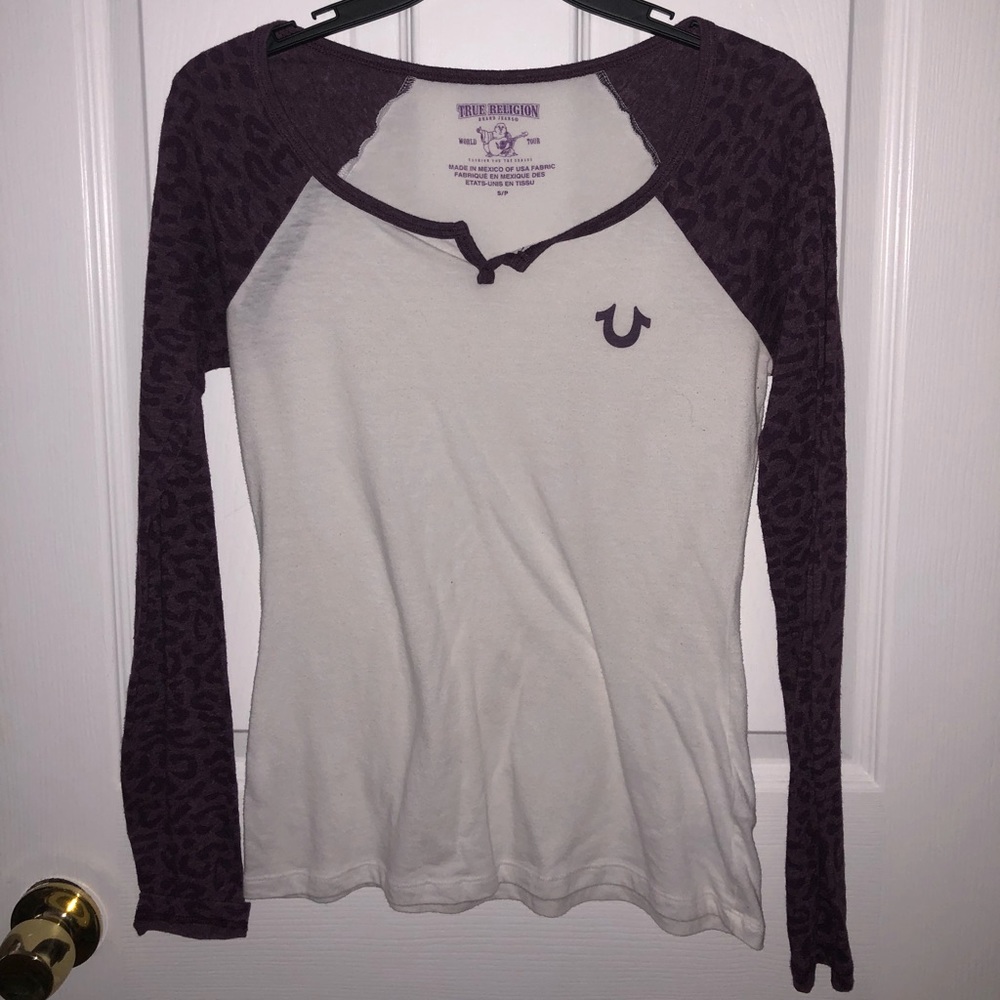 A very cute True Religion Top